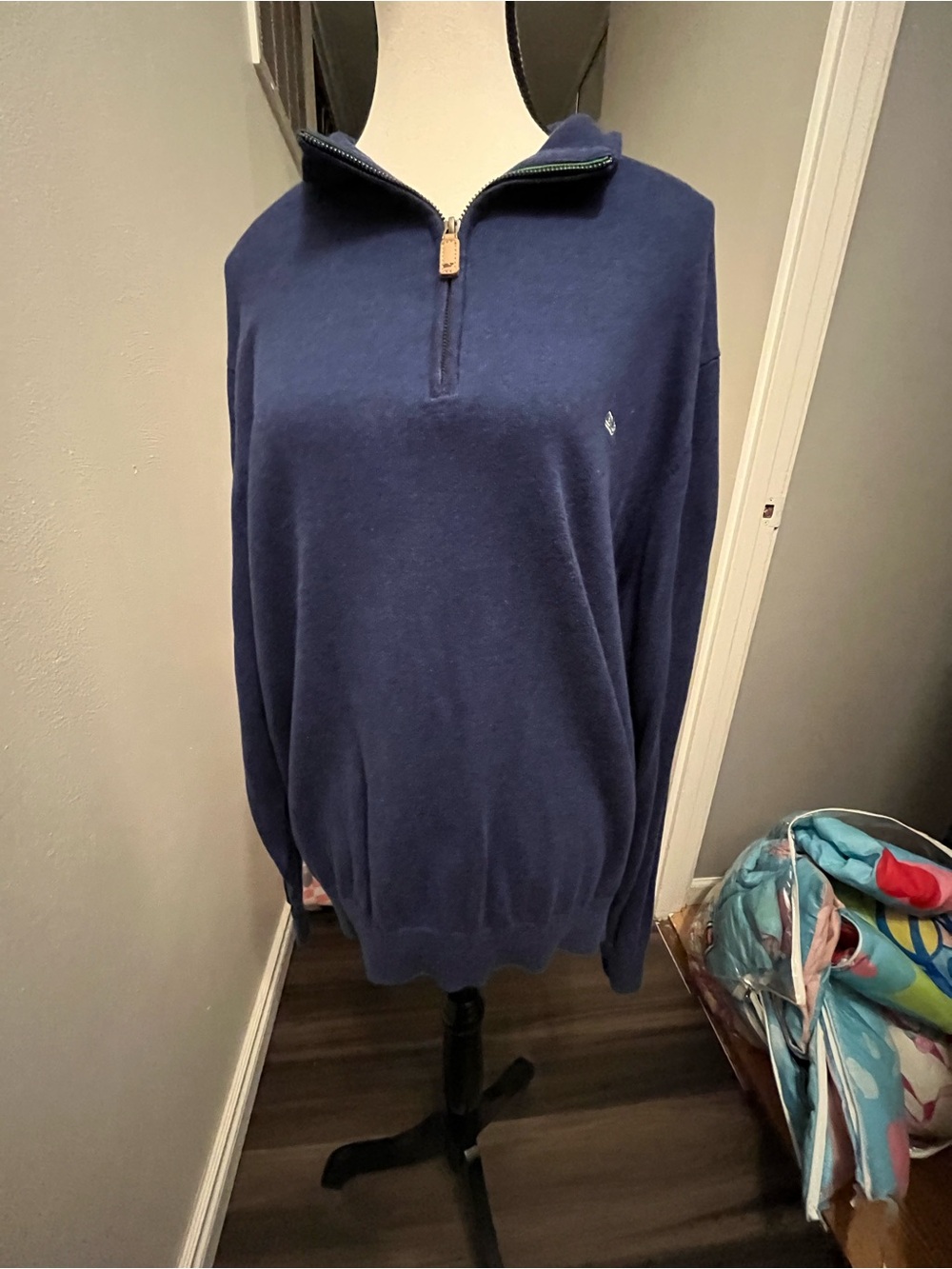 Vineyard Vines Women's Navy Half-Zip V-Neck Sweater